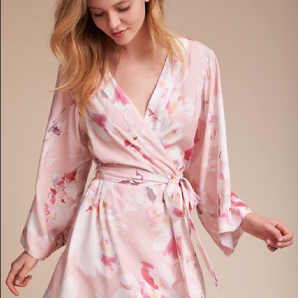 BHLDN | Brand New Baby Blue Yumi Kim Silk Robe | M